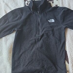 The North Face Black Quarter-Zip Pullover Small